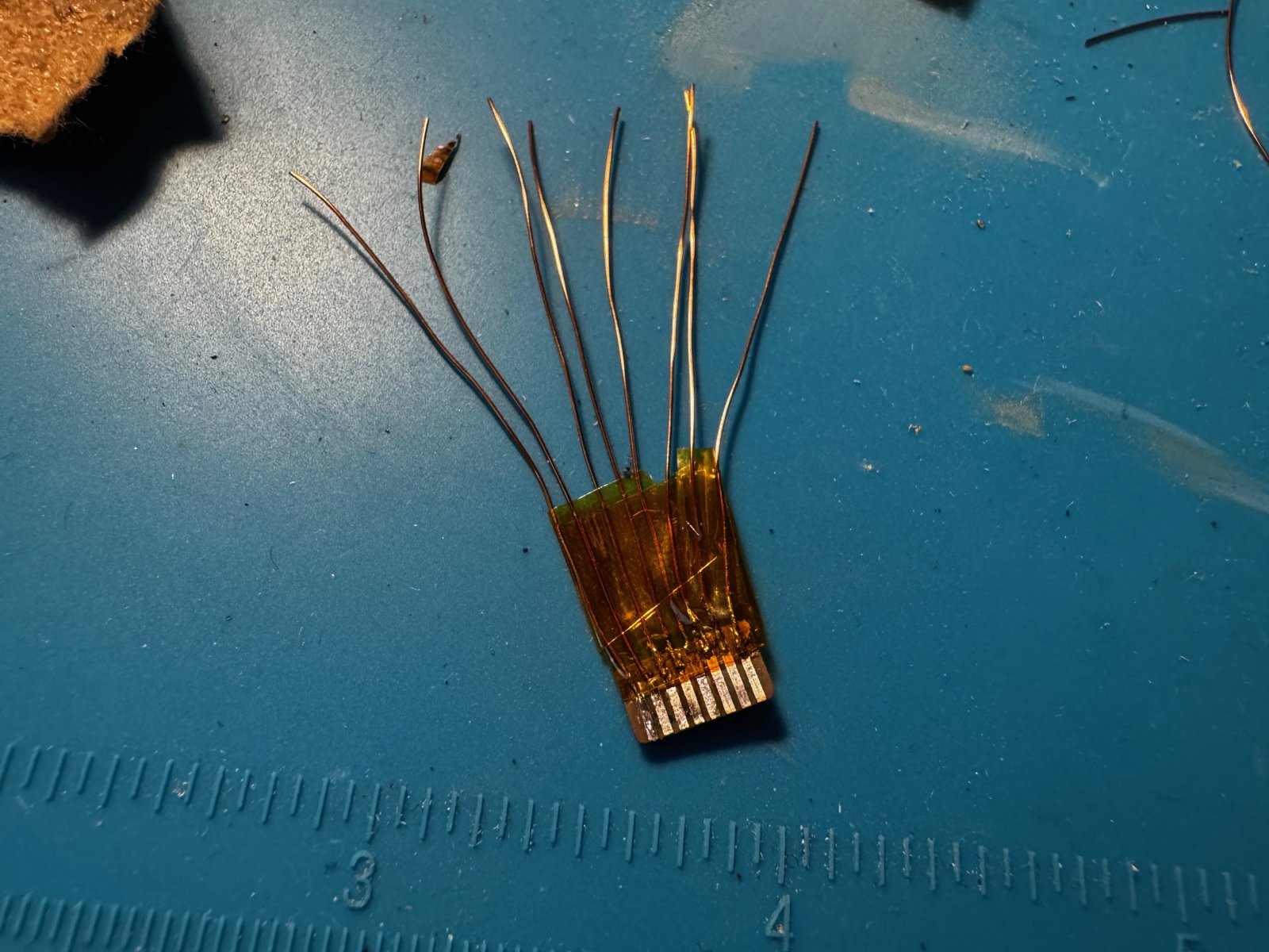 The wires on the short end The wires on the short end