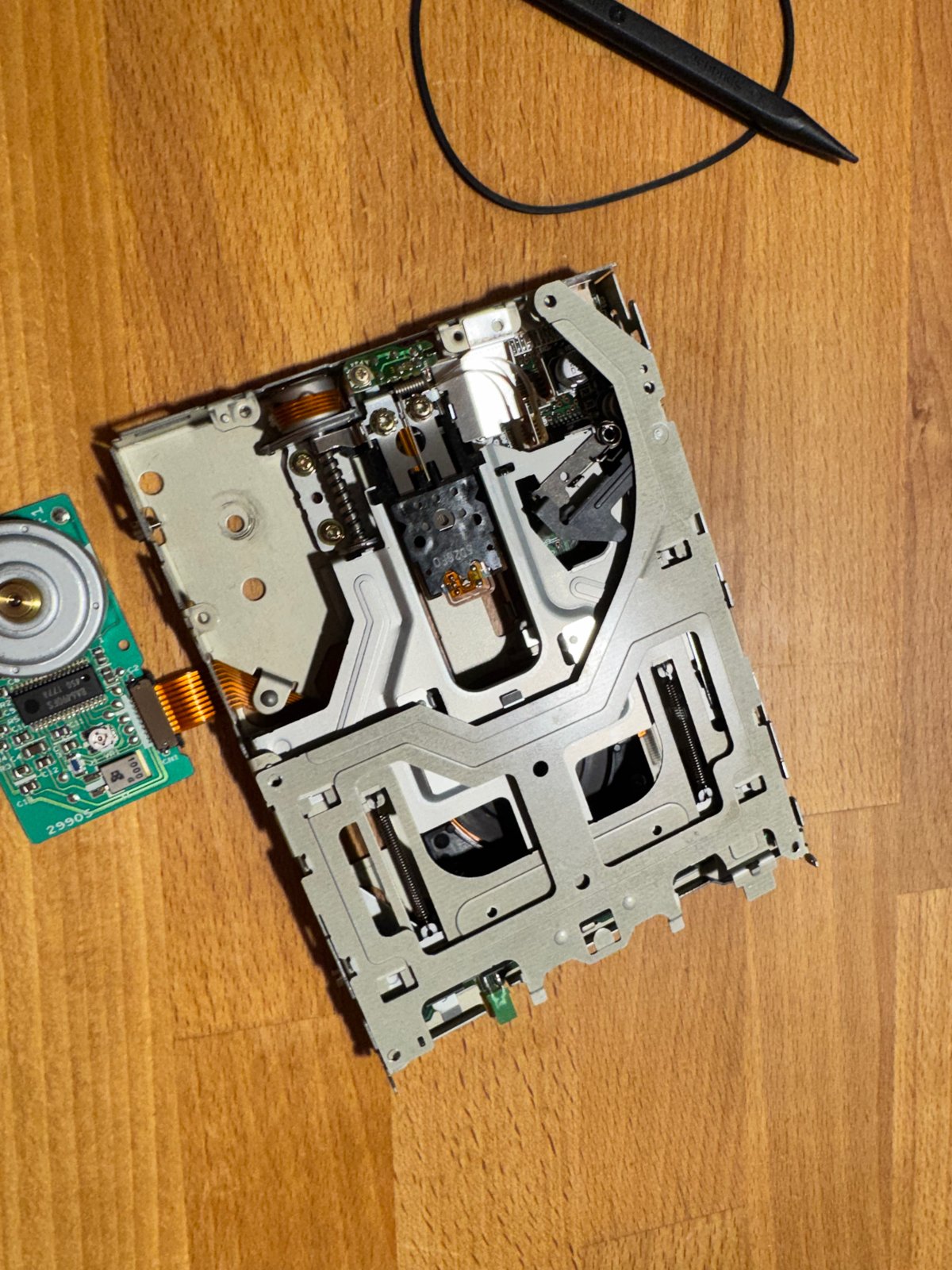 The opened external floppy drive The opened external floppy drive