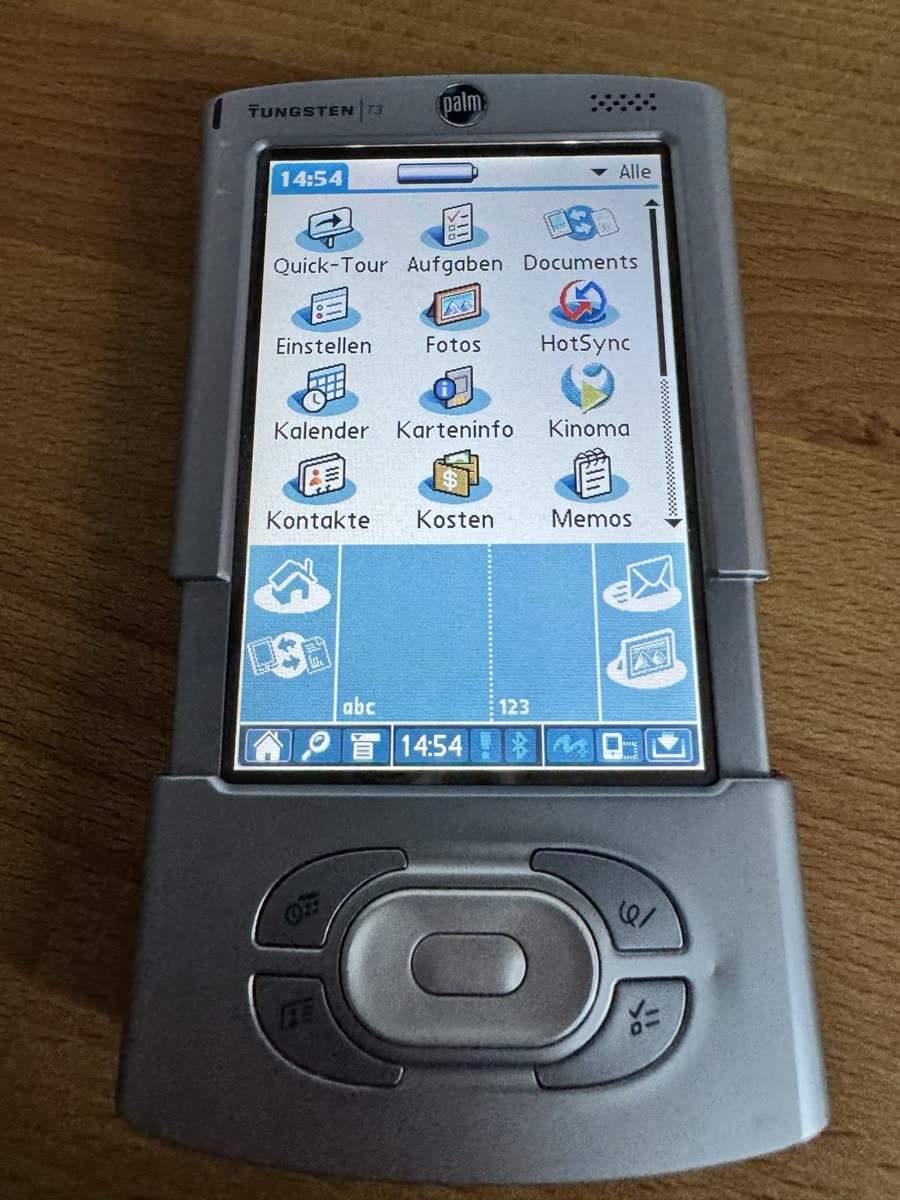 Palm OS 5 is back Palm OS 5 is back